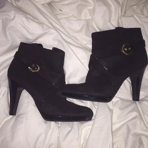 Black booties!